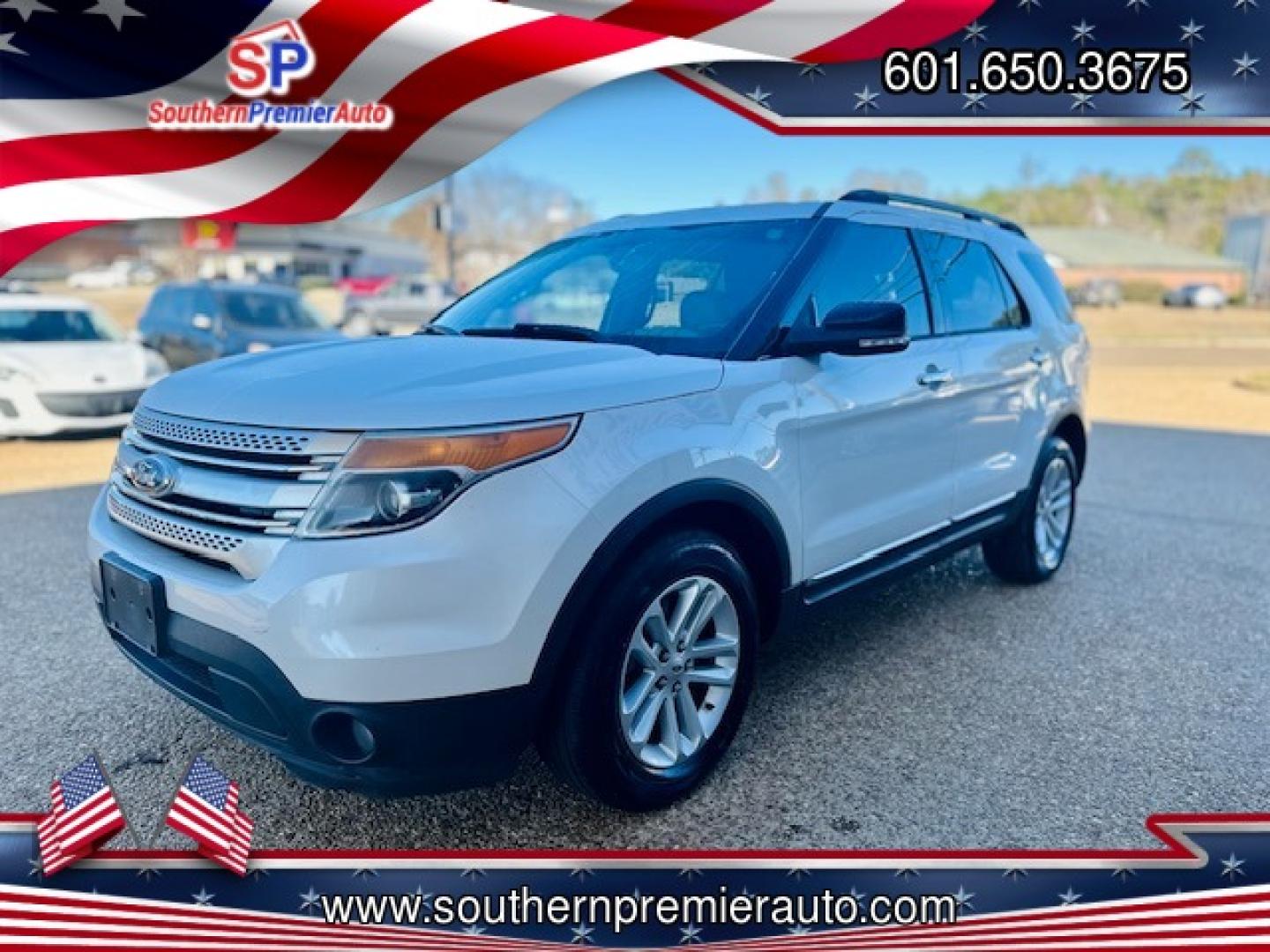 2014 WHITE FORD EXPLORER XLT (1FM5K7D80EG) , located at 922 W. Beacon St., Philadelphia, MS, 39350, (601) 650-3675, 32.770447, -89.127151 - Photo#2